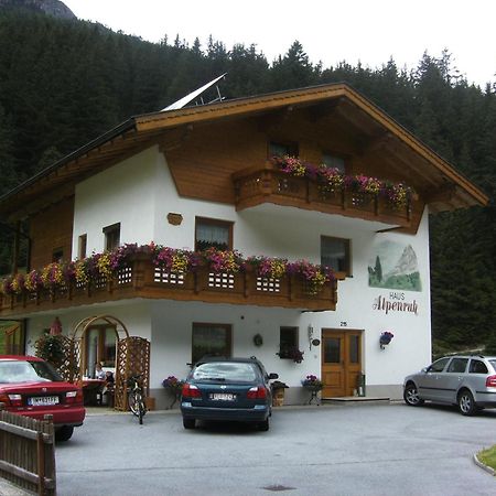 Haus Alpenruh Hotel Sankt Leonhard im Pitztal Bagian luar foto